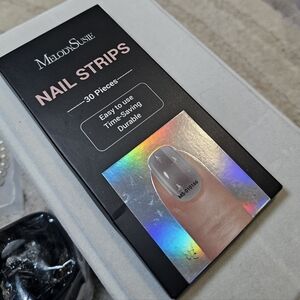MelodySusie Nail Strips - 30 Pieces